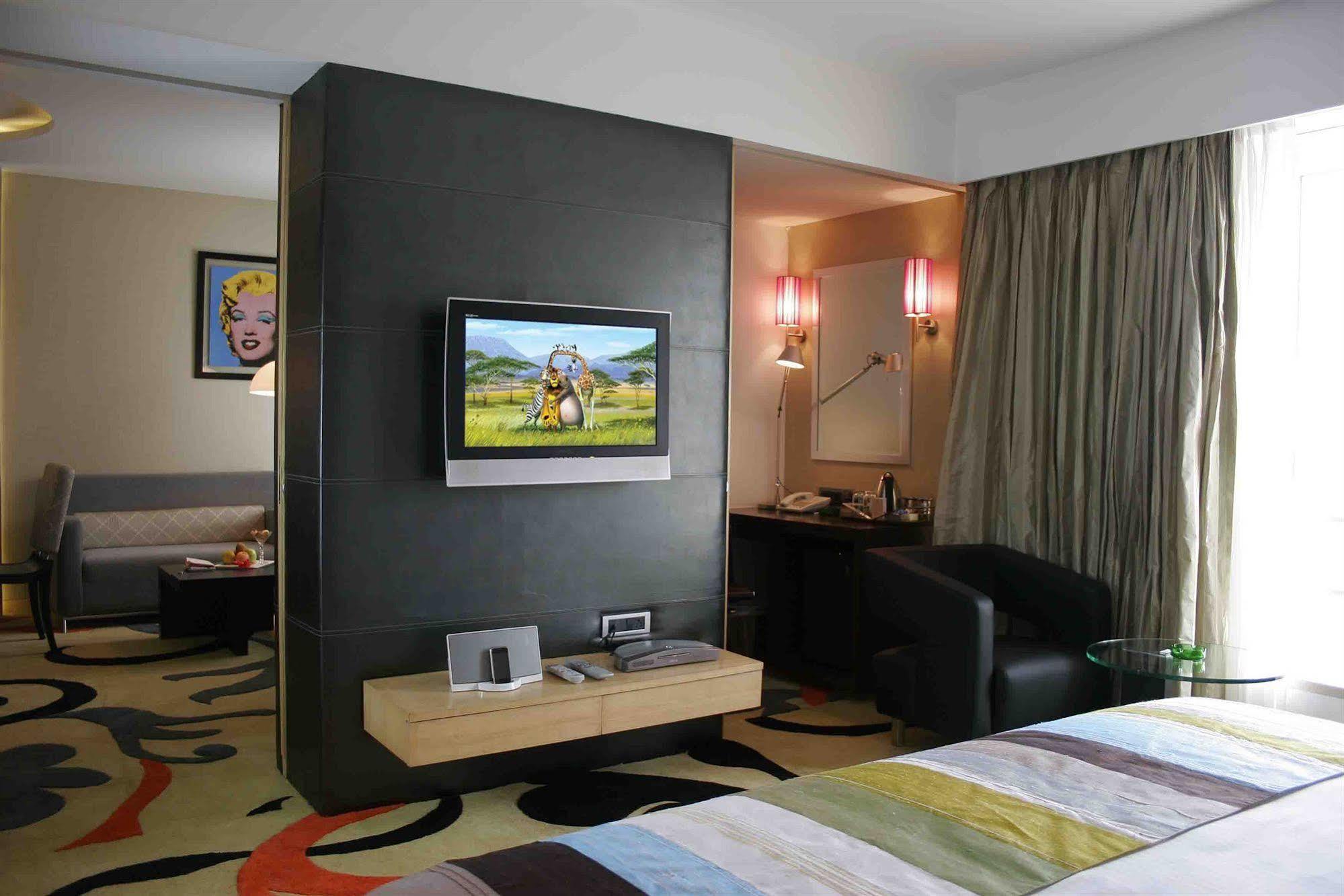 Hotel The Regale By Tunga Bombay Exterior foto