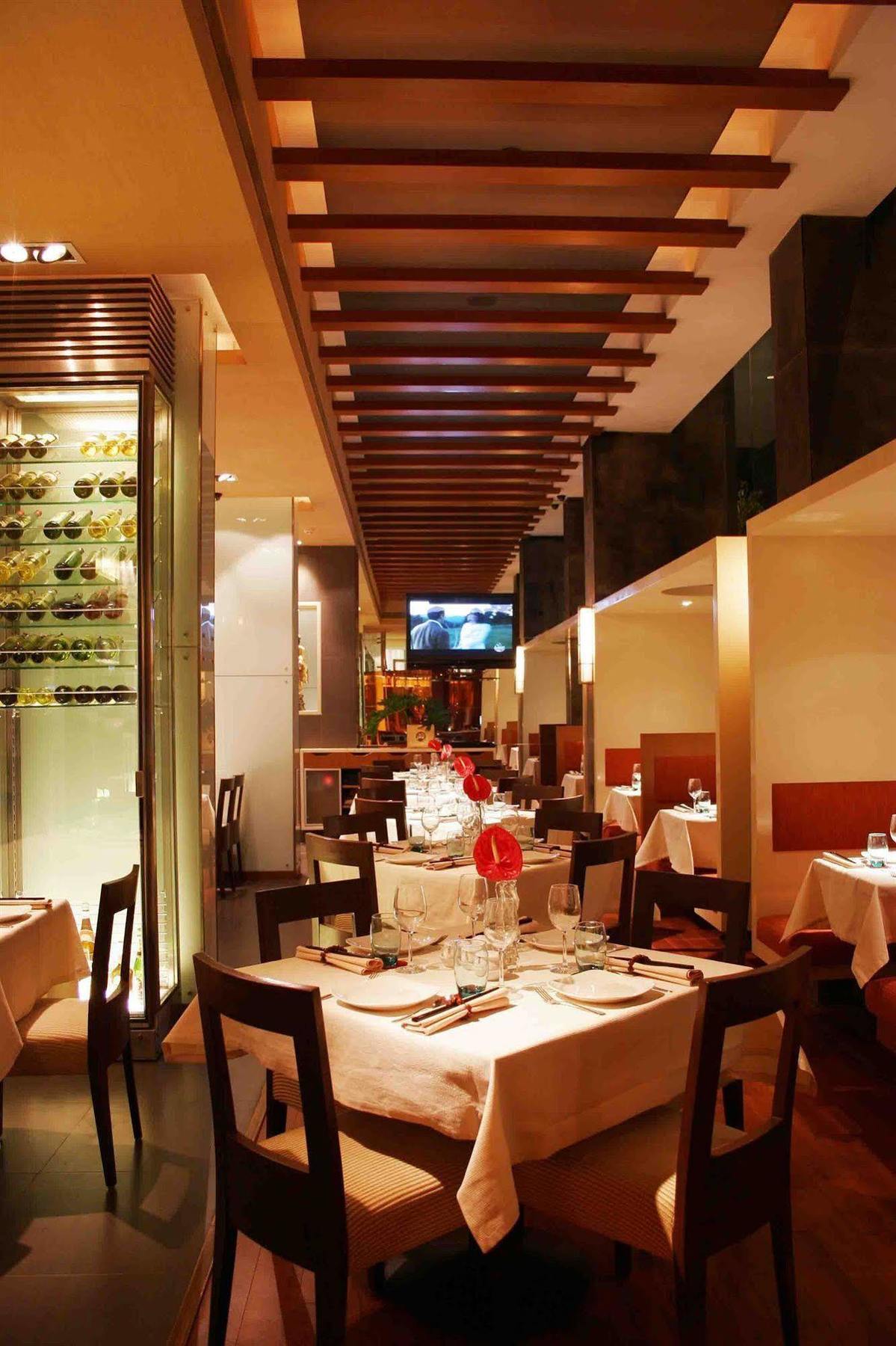 Hotel The Regale By Tunga Bombay Exterior foto