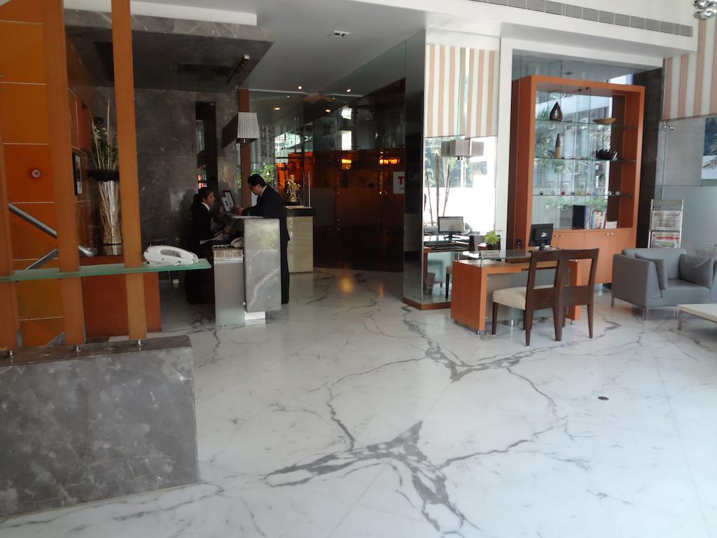 Hotel The Regale By Tunga Bombay Exterior foto